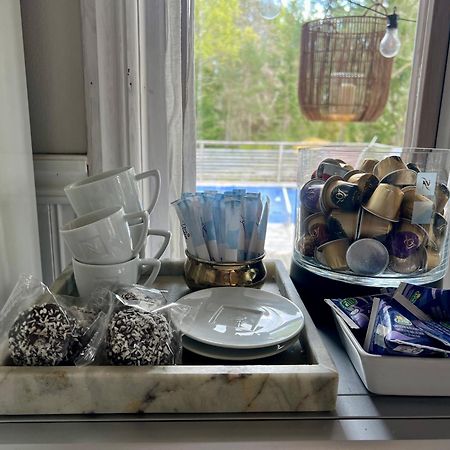 Charmigt Hus Pa Vindoe Villa Stockholm Ngoại thất bức ảnh