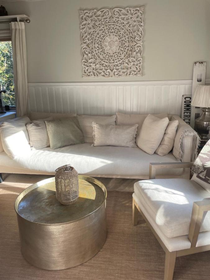 Charmigt Hus Pa Vindoe Villa Stockholm Ngoại thất bức ảnh