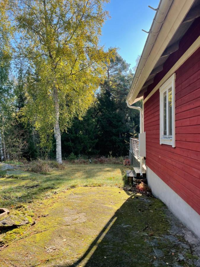 Charmigt Hus Pa Vindoe Villa Stockholm Ngoại thất bức ảnh